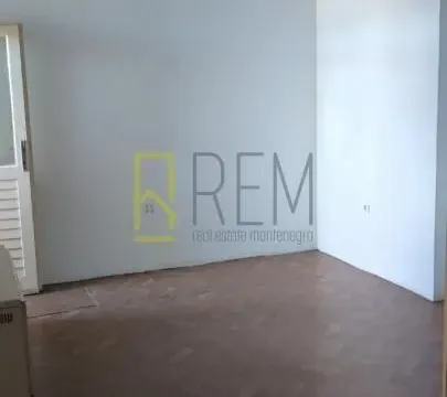 Prodaja, dvosoban stan, 80m², Nikšić, Crna Gora - image 5