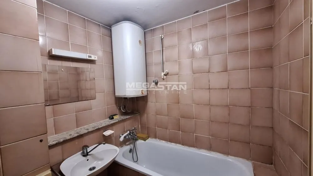 Sale, two bedroom apartment, 63m², Zvezdara Sve Podlokacije, Beograd