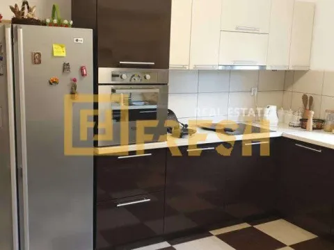 Izdavanje, kuća, 300m², Vranići, Podgorica - image 4