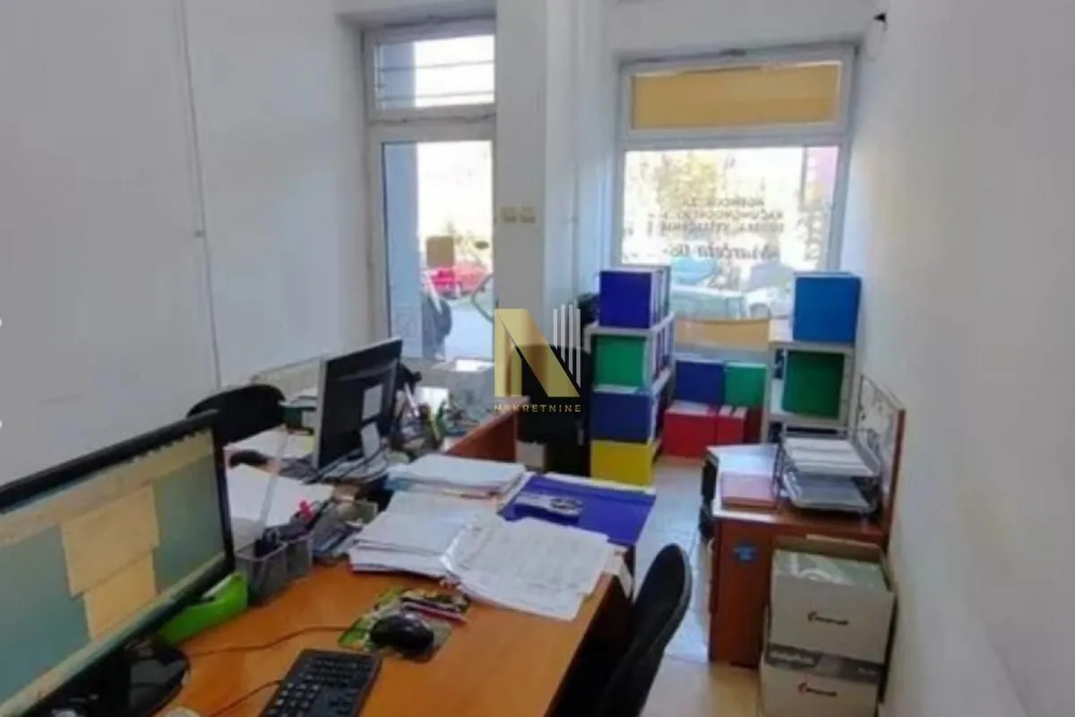 Sale, office space, 20m², Rotkvarija, Novi Sad Sve Podlokacije