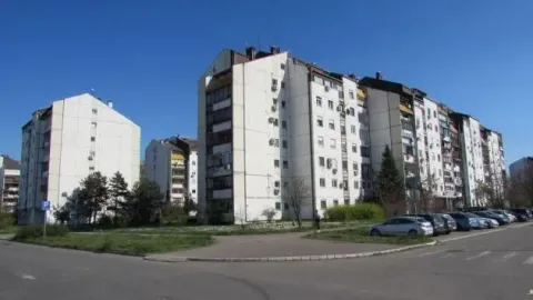 Sale, three bedroom apartment, 76m², Novi Beograd Blok 71, Novi Beograd Sve Podlokacije - image 3