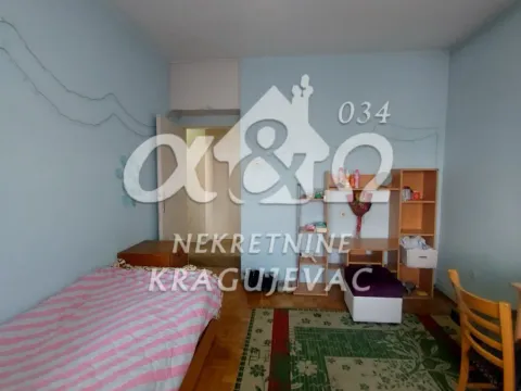 Prodaja, trosoban stan, 75m², Centar, Kragujevac - image 10