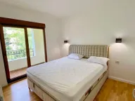 Prodaja, jednosoban stan, 65m², Podmaine, Budva - image 2