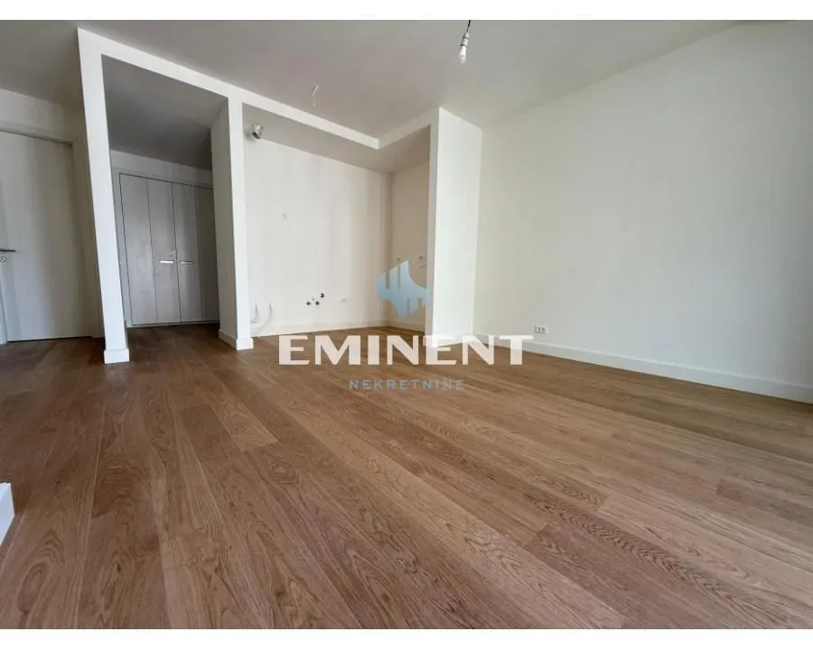 Sale, three bedroom apartment, 74m², Novi Beograd Blok 67, Novi Beograd Sve Podlokacije