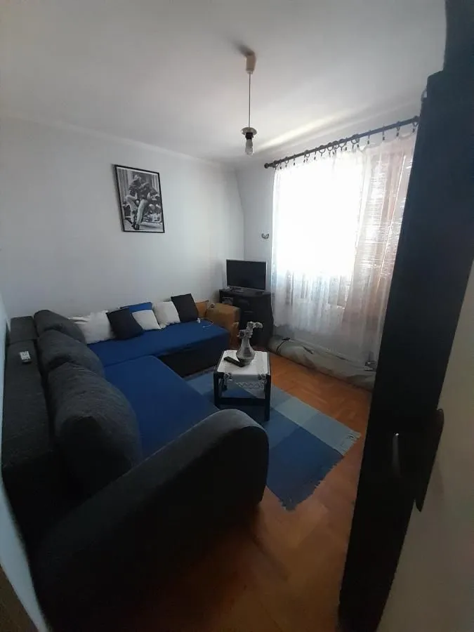 Prodaja, trosoban stan, 69m², Duvanište, Niš
