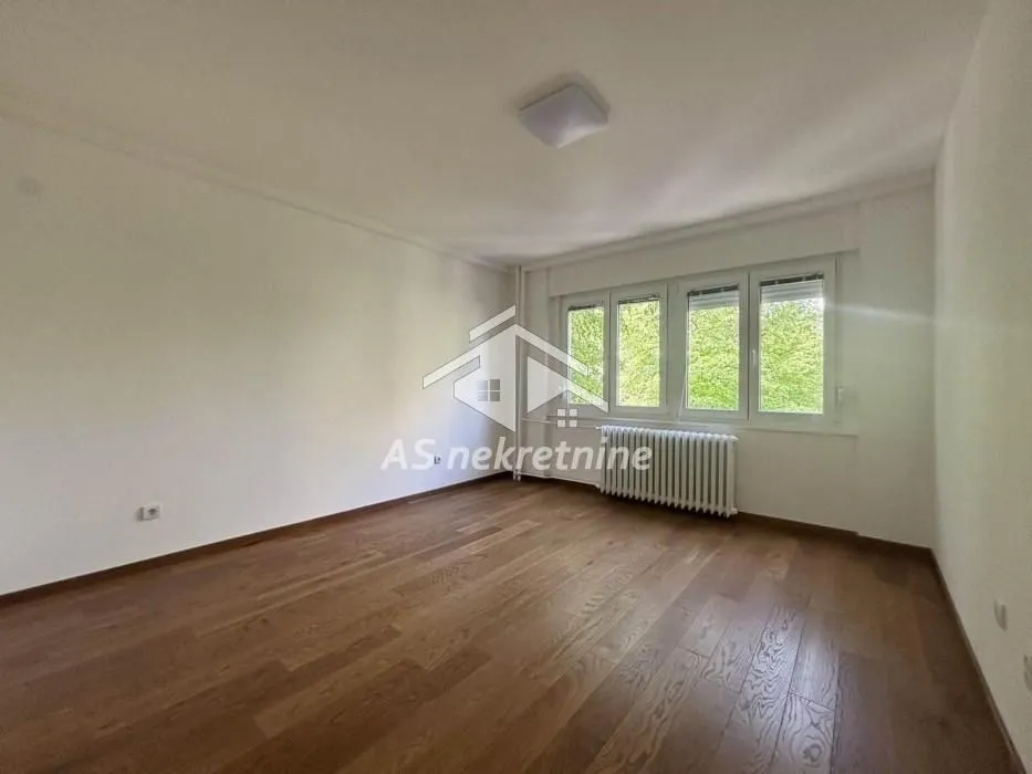 Rent, apartment, 66m², Južni Bulevar, Vračar Sve Podlokacije