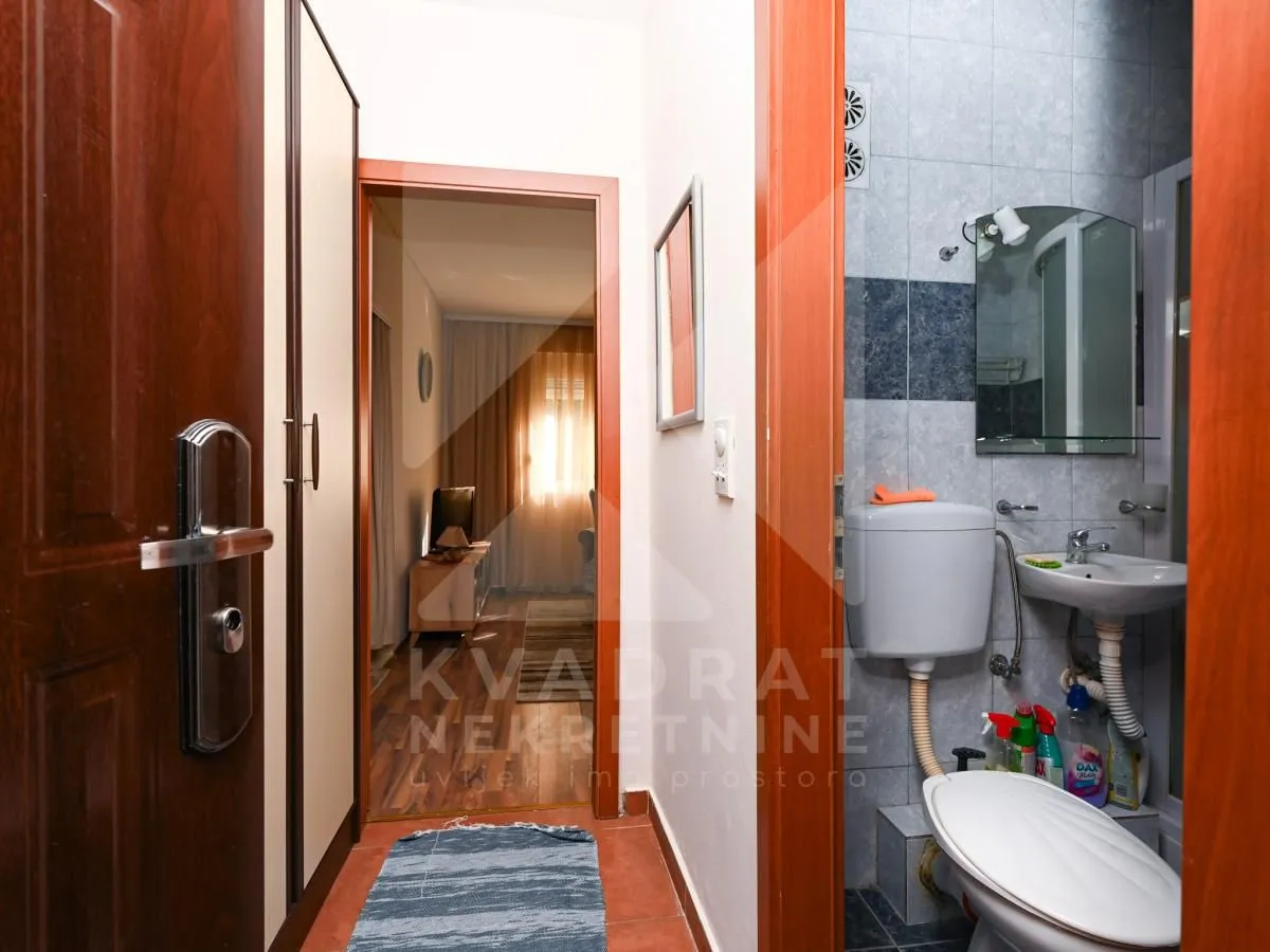 Rent, studio apartment, 25m², Autobuska stanica, Podgorica