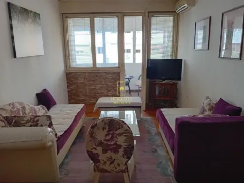 Prodaja, dvosoban stan, 61m2, Gintaš, Podgorica Prodaja, dvosoban stan, 61m2, Gintaš, Podgorica