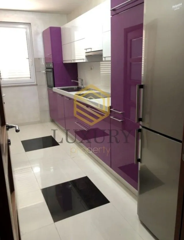 Rent, house, 200m², Konik, Podgorica