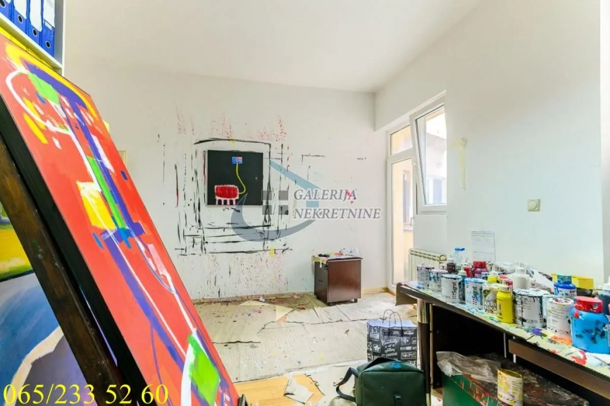 Prodaja, četvorosoban stan, 120m², Stari Grad, Beograd