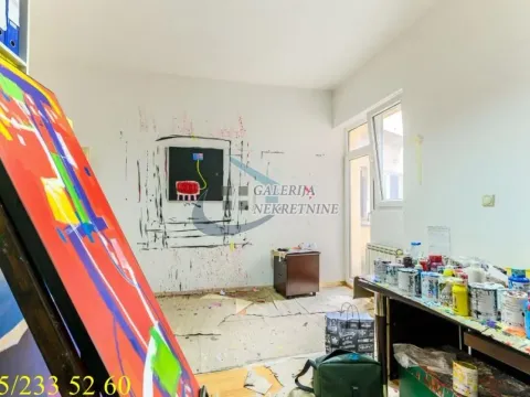 Prodaja, četvorosoban stan, 120m², Stari Grad, Beograd - image 12