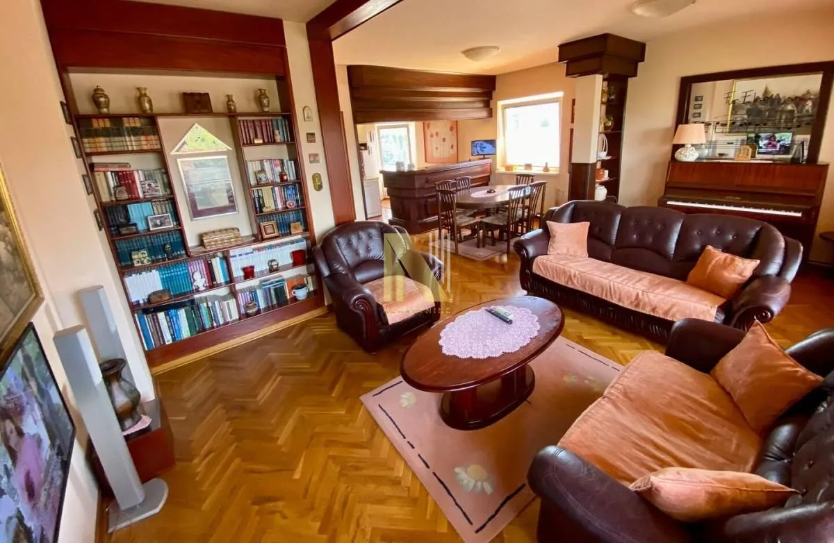 Sale, house, 296m², Sremska Kamenica, Petrovaradin