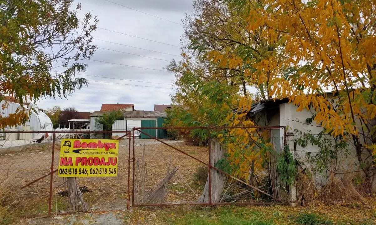 Prodaja, plac, 600m², Veternik, Novi Sad Sve Podlokacije