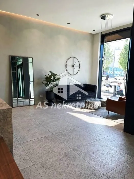 Izdavanje, četvorosoban stan, 152m², Savski Venac, Beograd