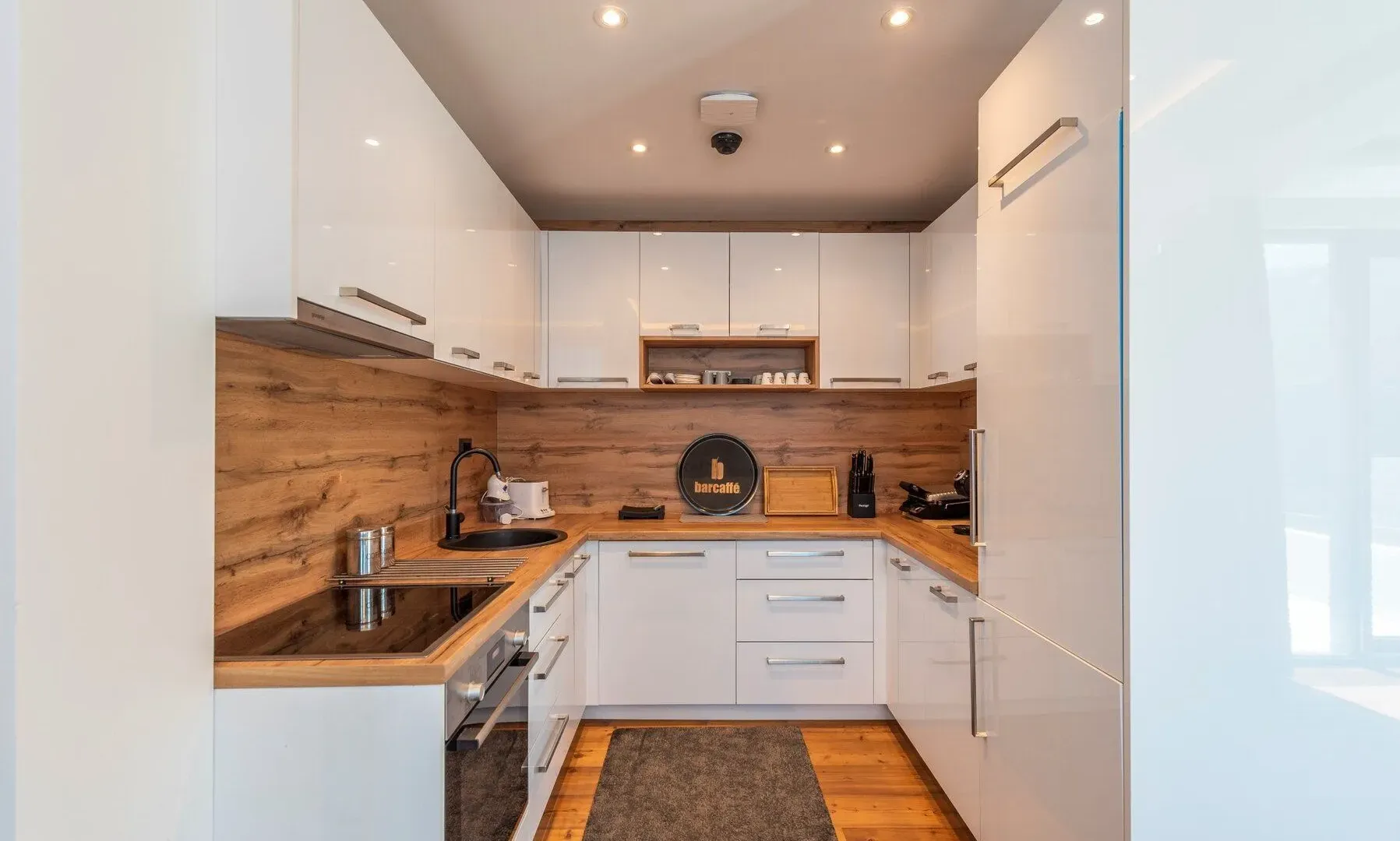 Sale, apartment, 300m², Bečići, Budva