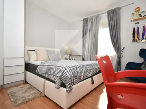 Izdavanje, kuća, 250m², Donja Gorica, Podgorica - image 16