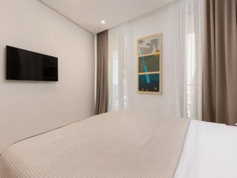 Sale, three bedroom apartment, 180m², Budva, Crna Gora - image 44