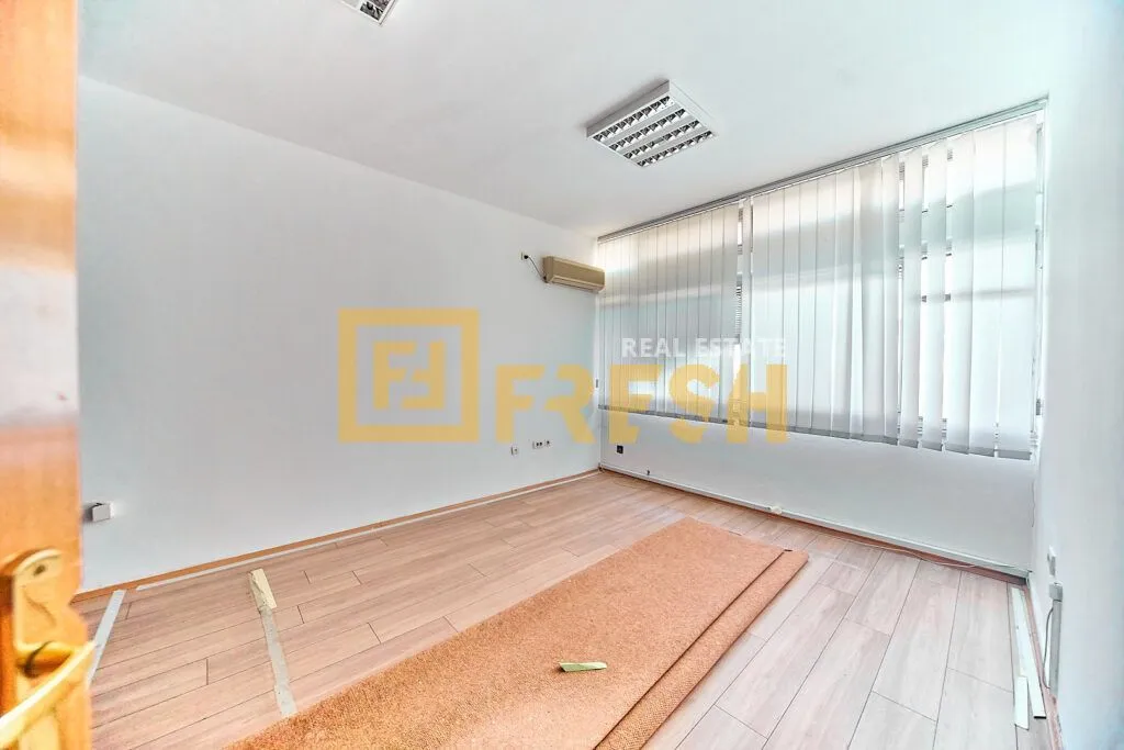 Rent, office space, 228m², Preko Morače, Podgorica