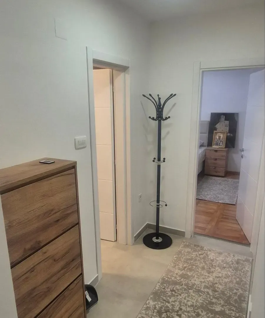 Rent, two bedroom apartment, 64m², Stari Aerodrom, Podgorica