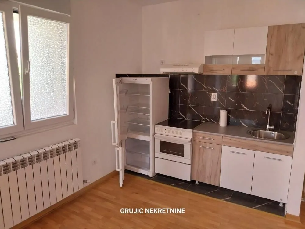 Prodaja, dvosoban stan, 60m², Cvetkova Pijaca, Zvezdara Sve Podlokacije
