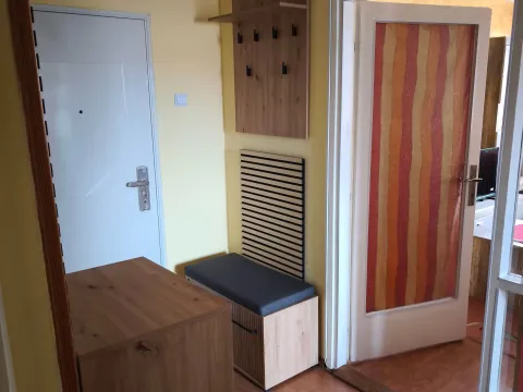 Rent, three bedroom apartment, 70m², Medijana, Niš - image 7