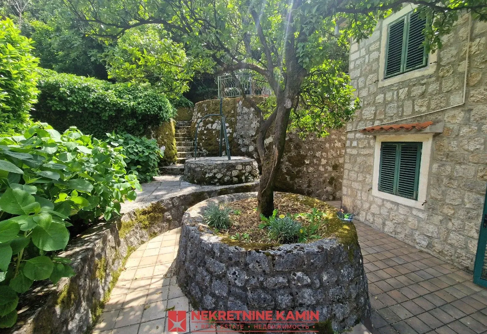 Prodaja, kuća, 140m², Stoliv, Kotor