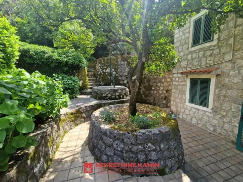 Prodaja, kuća, 140m², Stoliv, Kotor - image 15