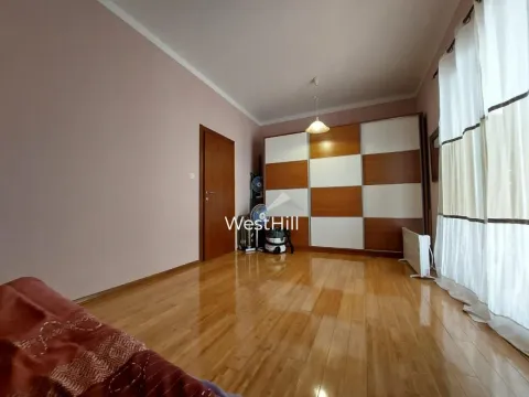 Prodaja, trosoban stan, 142m², Risan, Kotor - image 9