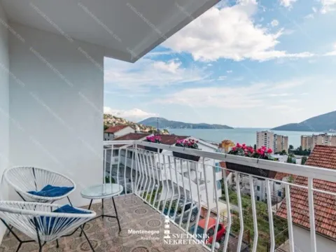Sale, two bedroom apartment, 70m², Igalo, Herceg Novi