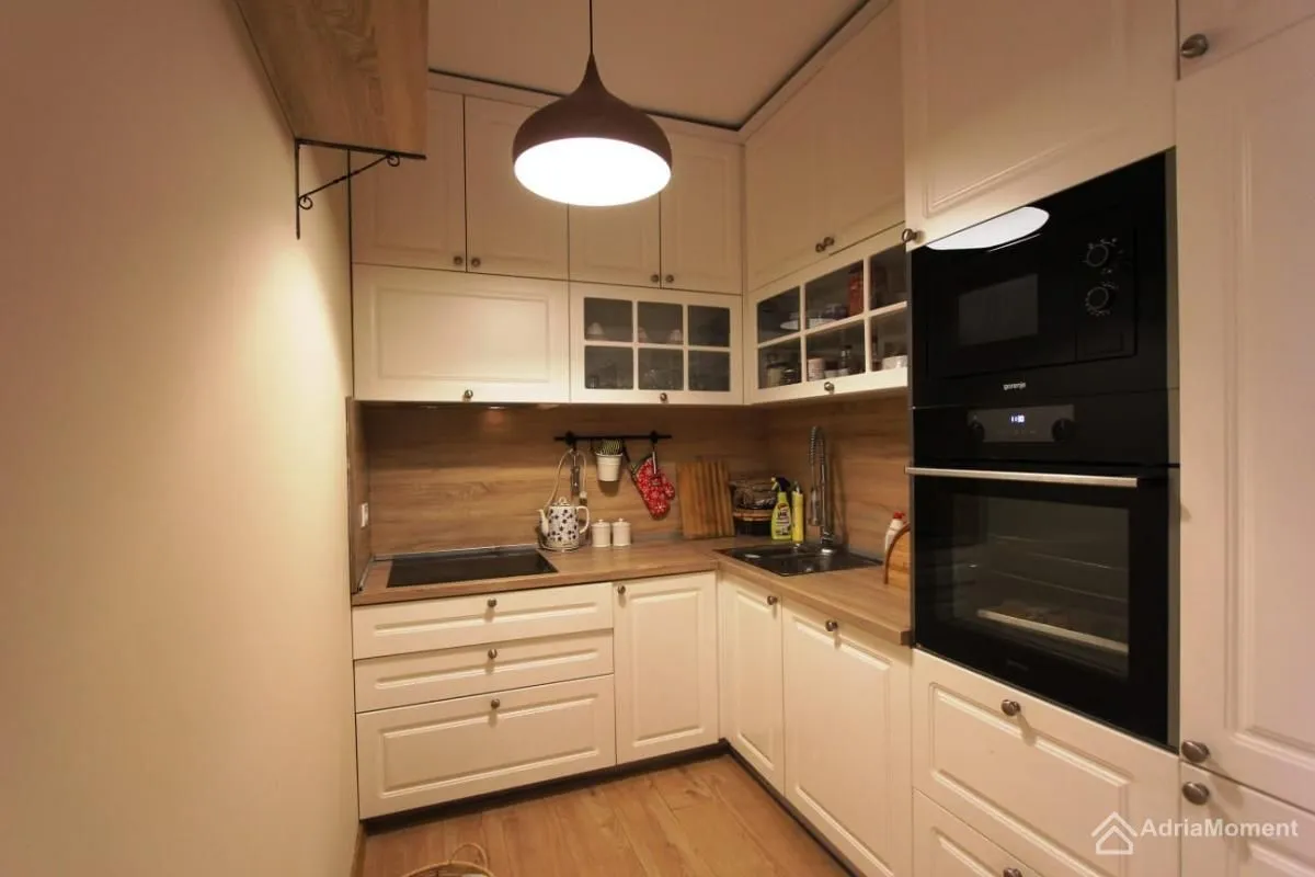 Sale, three bedroom apartment, 88m², Centar, Budva