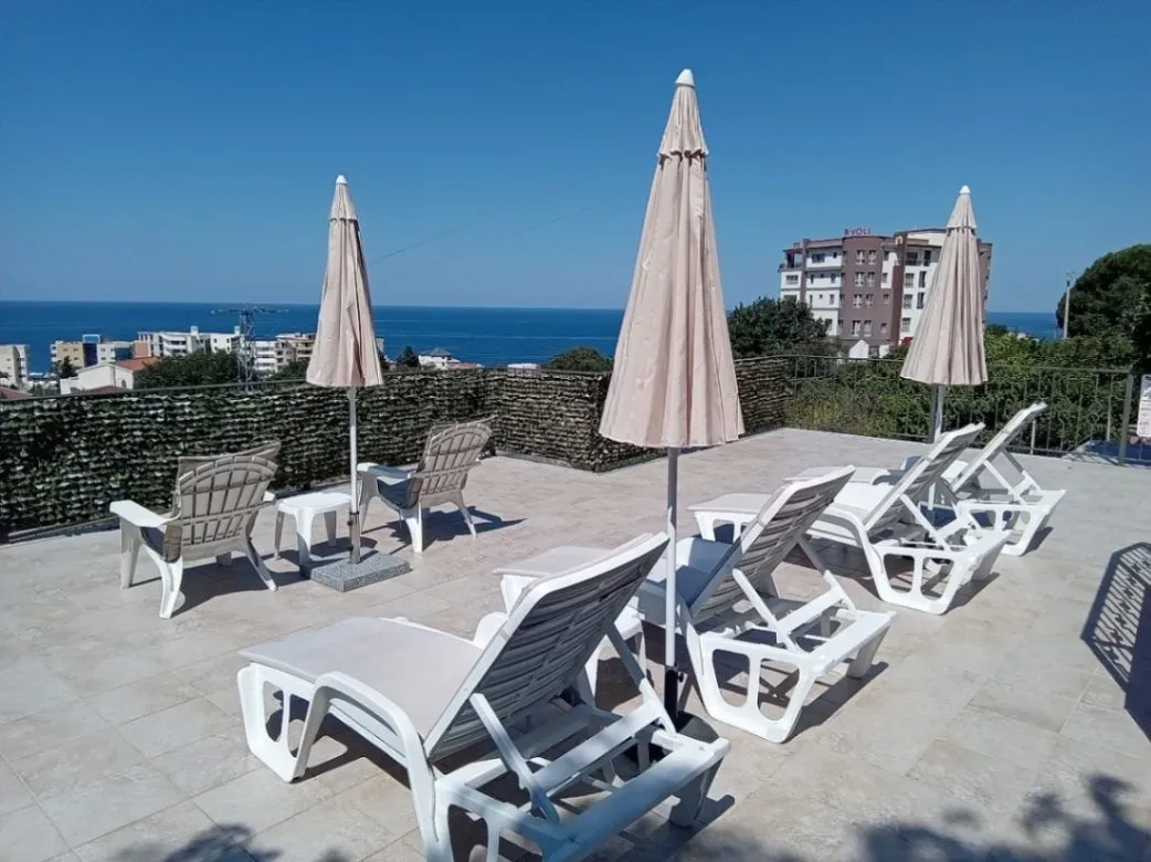 Prodaja, kuća, 250m², Dobre Vode, Bar