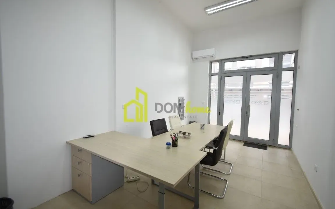 Izdavanje, poslovni prostor, 63m², Tološka šuma, Podgorica