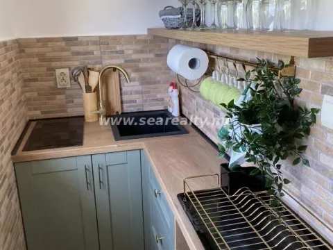 Izdavanje, kuća, 145m², Herceg Novi, Crna Gora - image 4