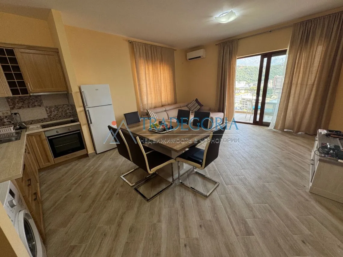 Prodaja, dvosoban stan, 93m², Bečići, Budva