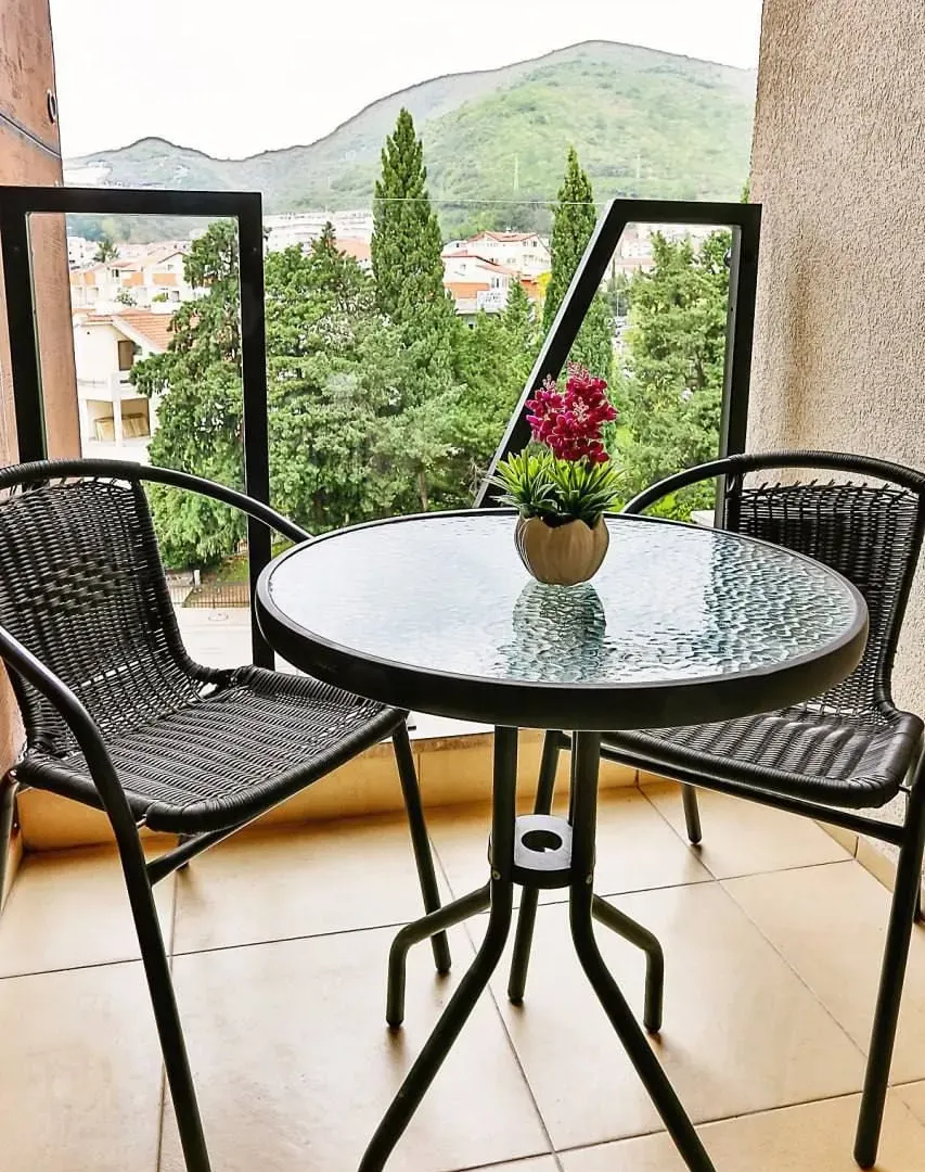 Rent, one bedroom apartment, 40m², Budva, Crna Gora