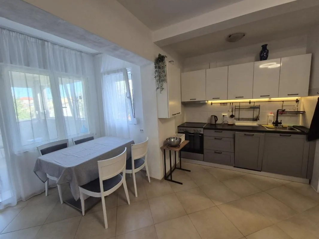 Sale, two bedroom apartment, 60m², Petrovac, Budva