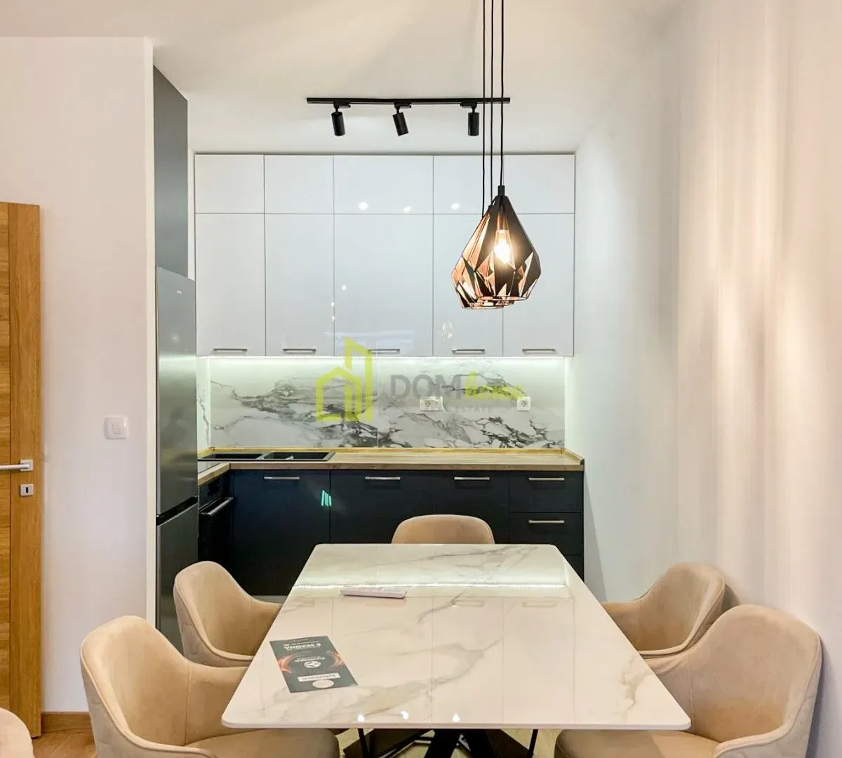 Izdavanje, jednosoban stan, 48m², City Kvart, Podgorica