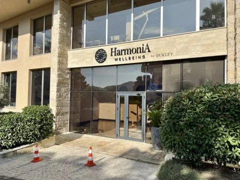 Poslovni prostor in Dukley Gardens