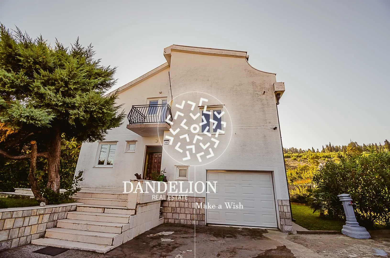 Rent, house, 250m², Zagorič, Podgorica