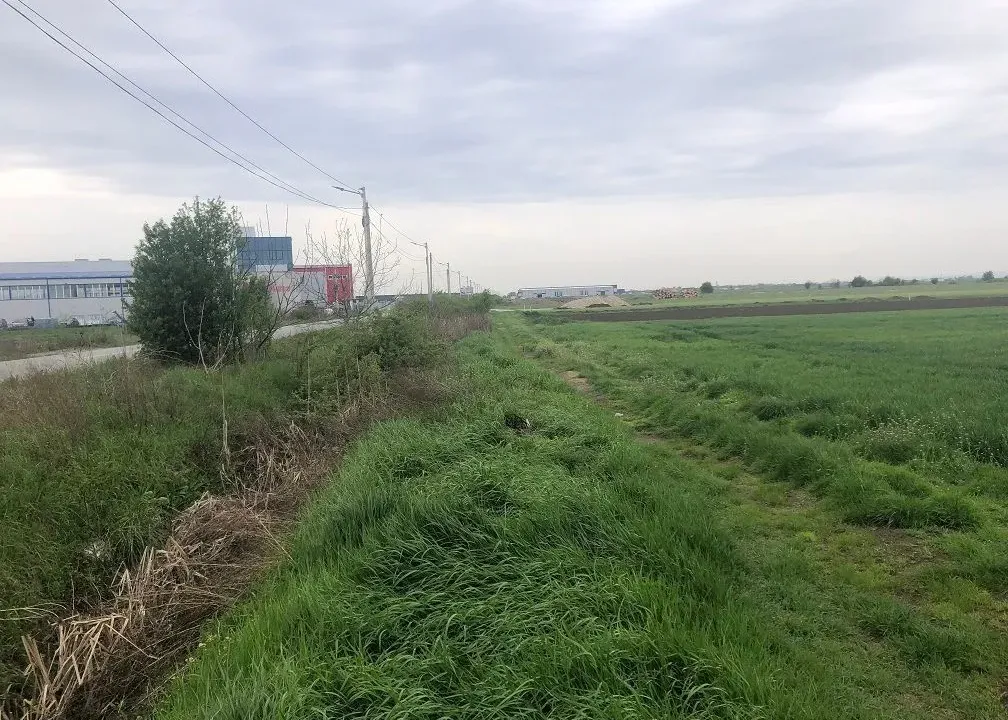 Prodaja, plac, 11200m², Zemun Ugrinovci, Zemun Sve Podlokacije