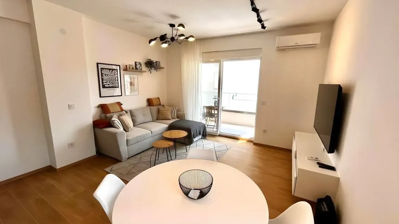 Sale, one bedroom apartment, 53m², Centar, Budva