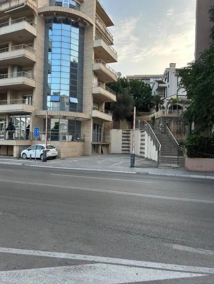 Sale, two bedroom apartment, 84m², Bečići, Budva