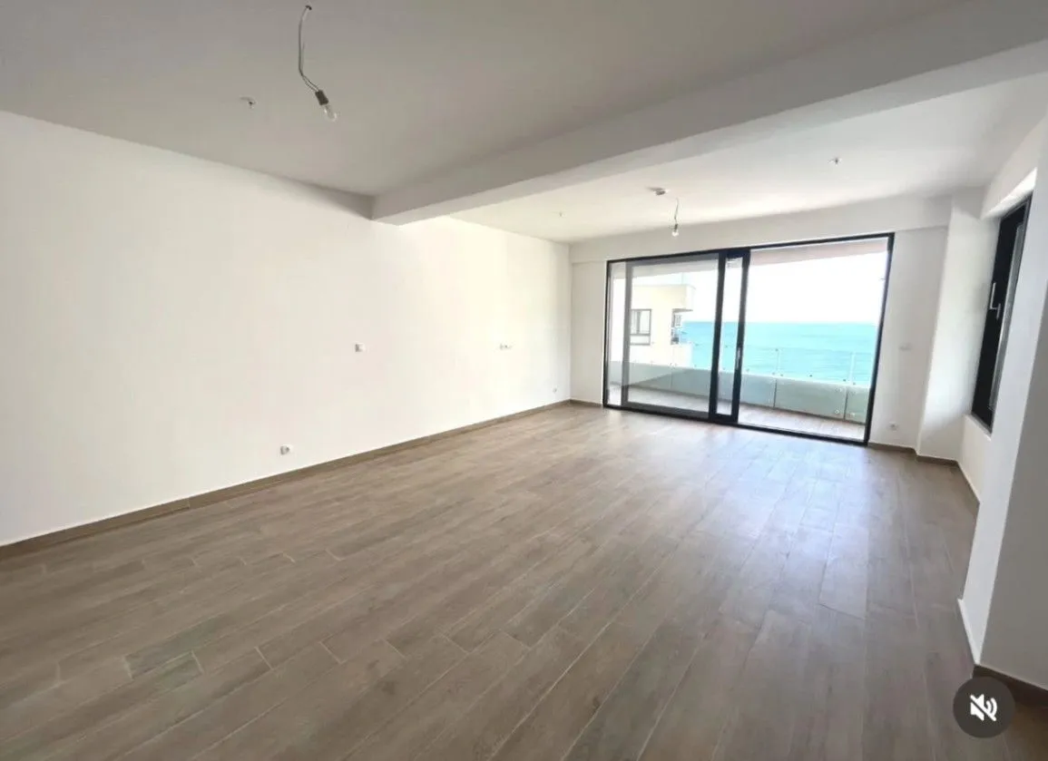 Prodaja, dvosoban stan, 95m², Rafailovići, Budva