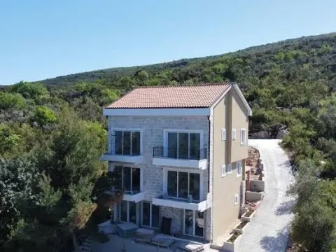 Sale, one bedroom apartment, 33m², Krašići, Tivat