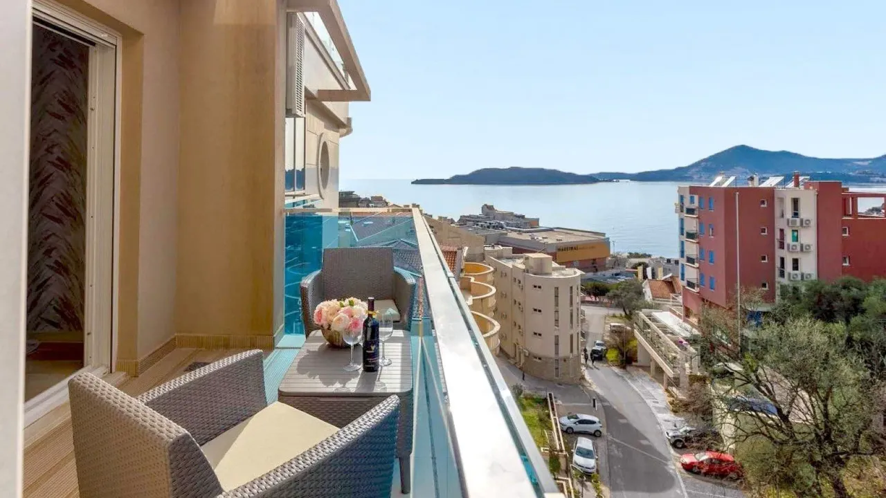 Prodaja, jednosoban stan, 96m², Pržno, Budva