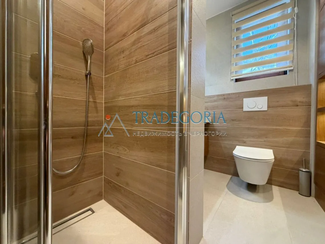 Sale, house, 400m², Bar, Crna Gora