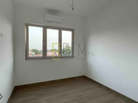 Prodaja, jednosoban stan, 40m², Buljarica, Budva - image 4