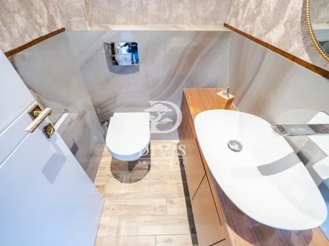 Sale, four bedroom apartment, 330m², Južni Bulevar, Vračar Sve Podlokacije - image 4