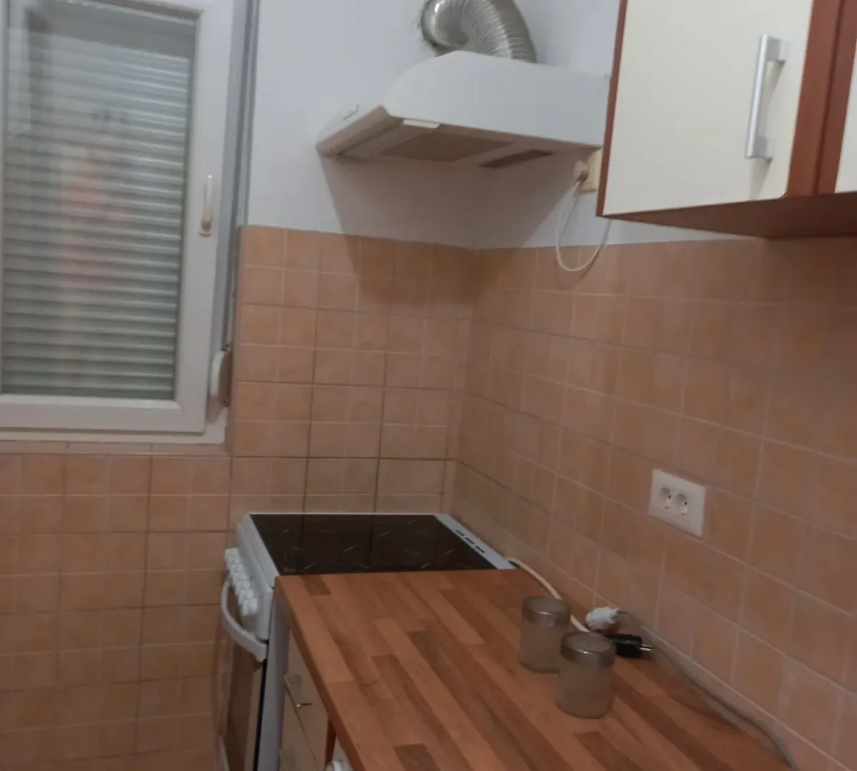 Prodaja, dvosoban stan, 98m², Ljubović, Podgorica