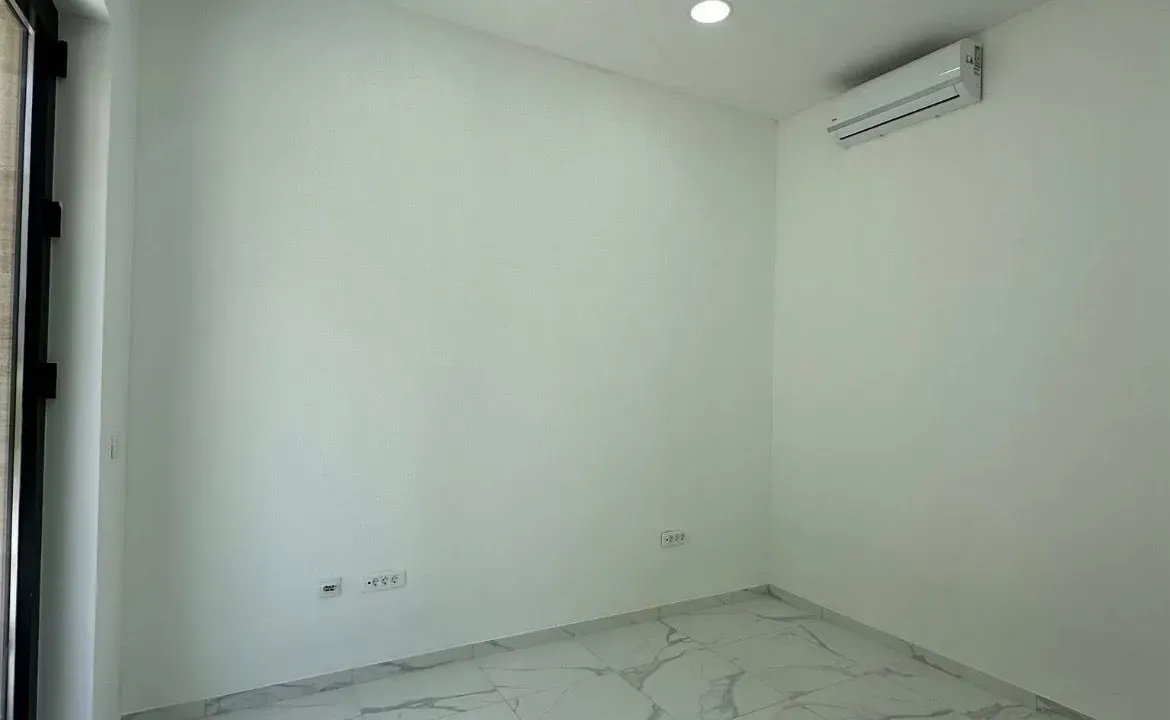 Rent, office space, 50m², Tivat, Crna Gora